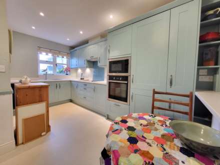 Queens Court, Colyton, Devon, Image 2