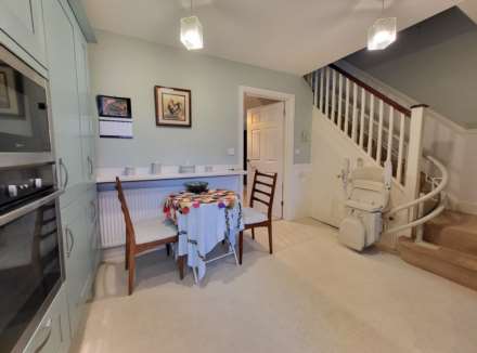 Queens Court, Colyton, Devon, Image 4