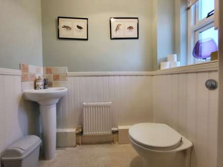 Queens Court, Colyton, Devon, Image 6