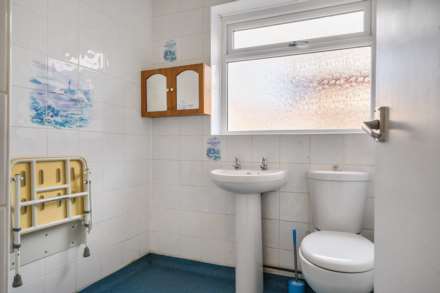 Axeview Road, Seaton,Devon, Image 15