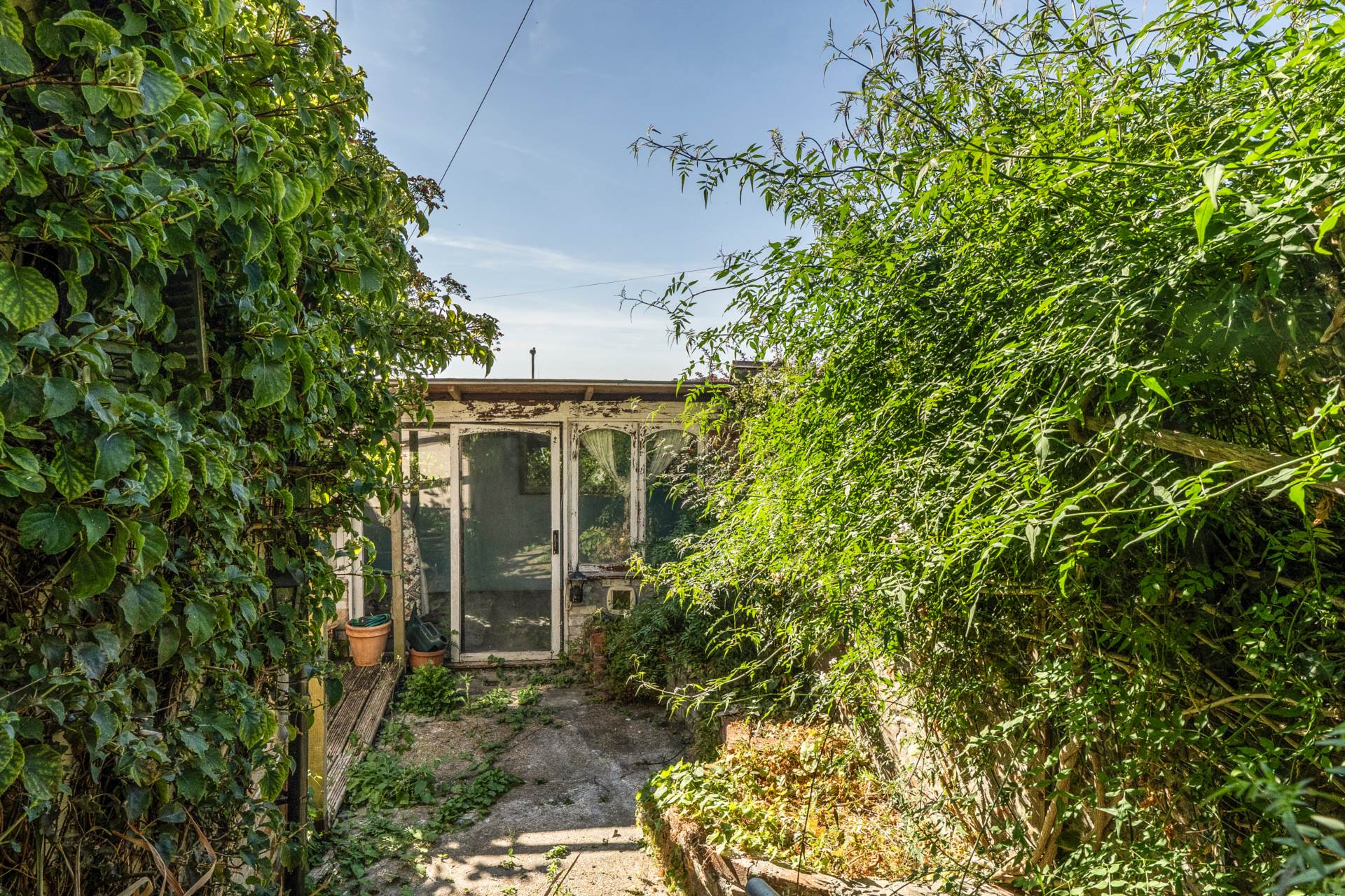 North Street, Axminster, Devon, Image 15