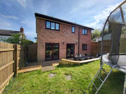 Newbery  Close, Colyton, Devon, Image 16