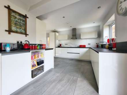 Newbery  Close, Colyton, Devon, Image 8