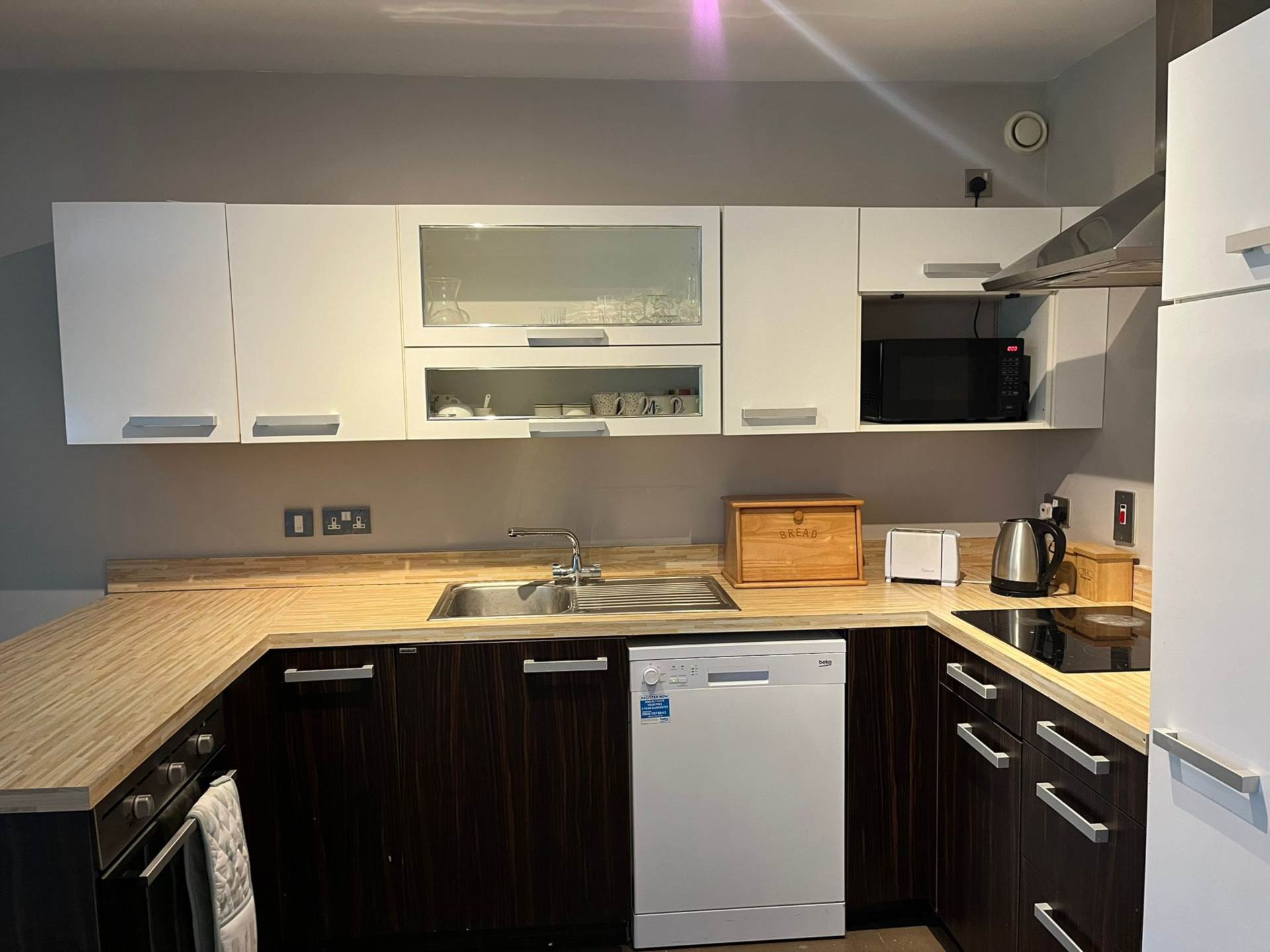 Courtyard Family Suites, Seafield