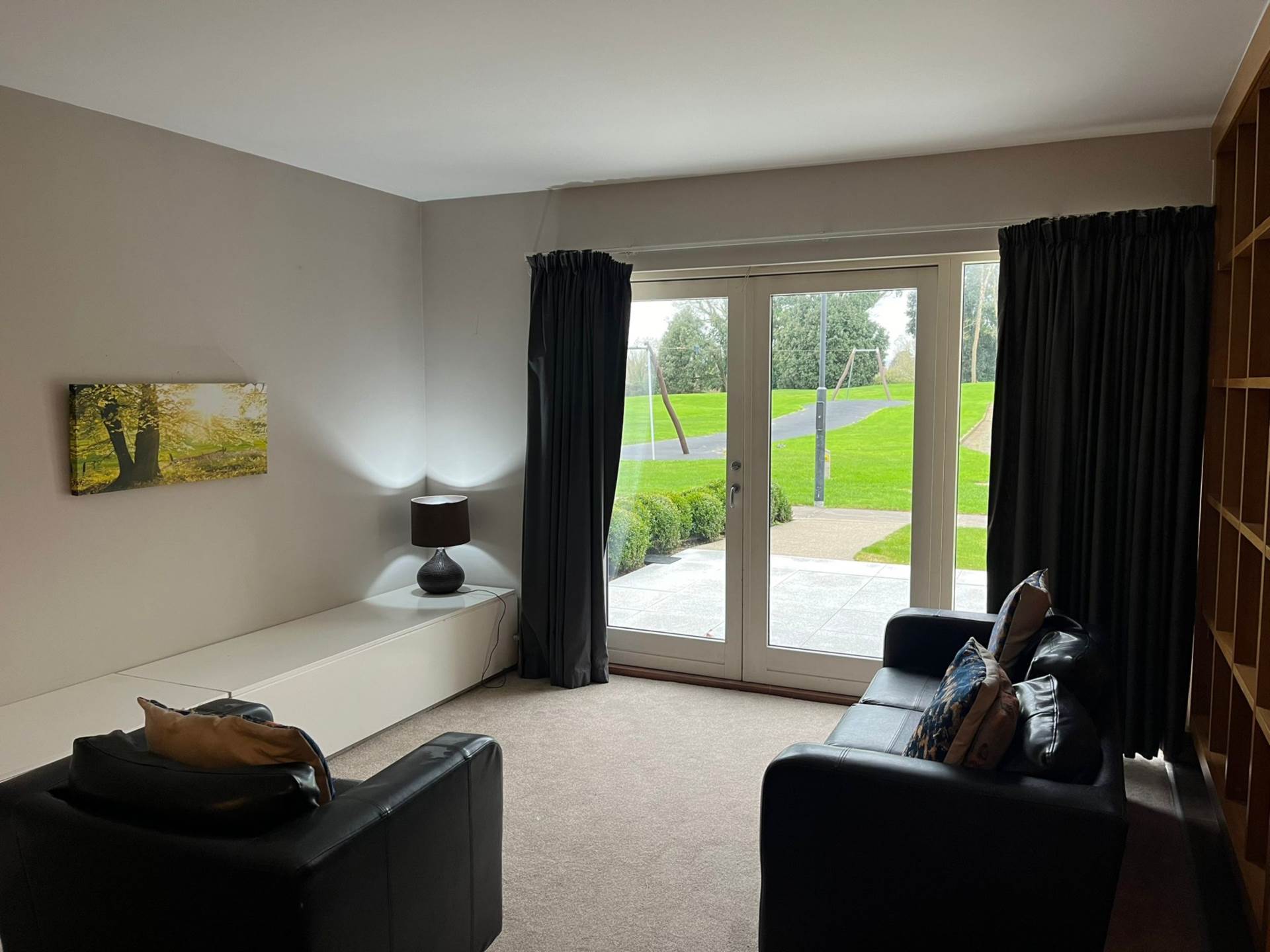 Courtyard Family Suites, Seafield