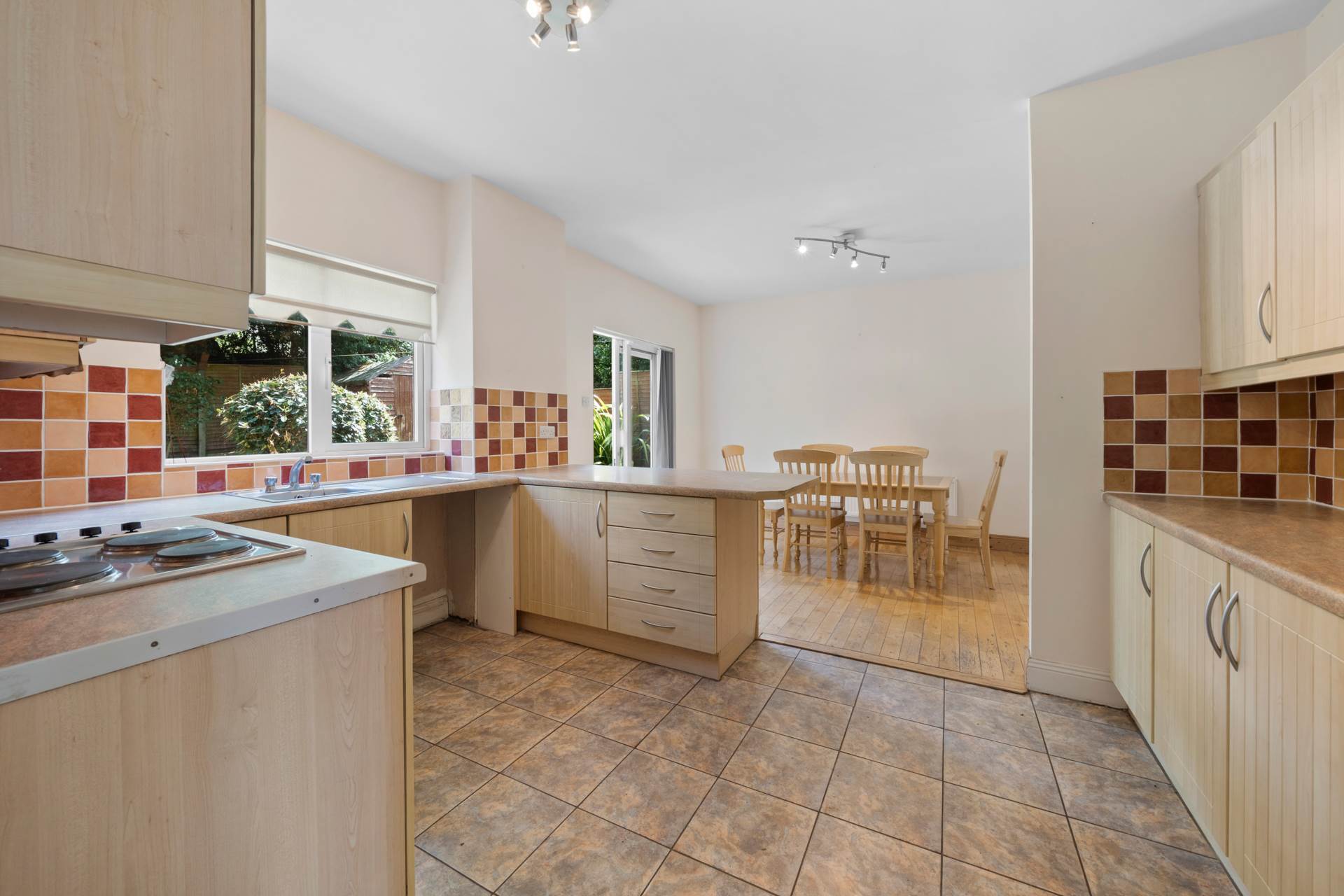 28 Newborough, Gorey, Co Wexford, Y25 EP60