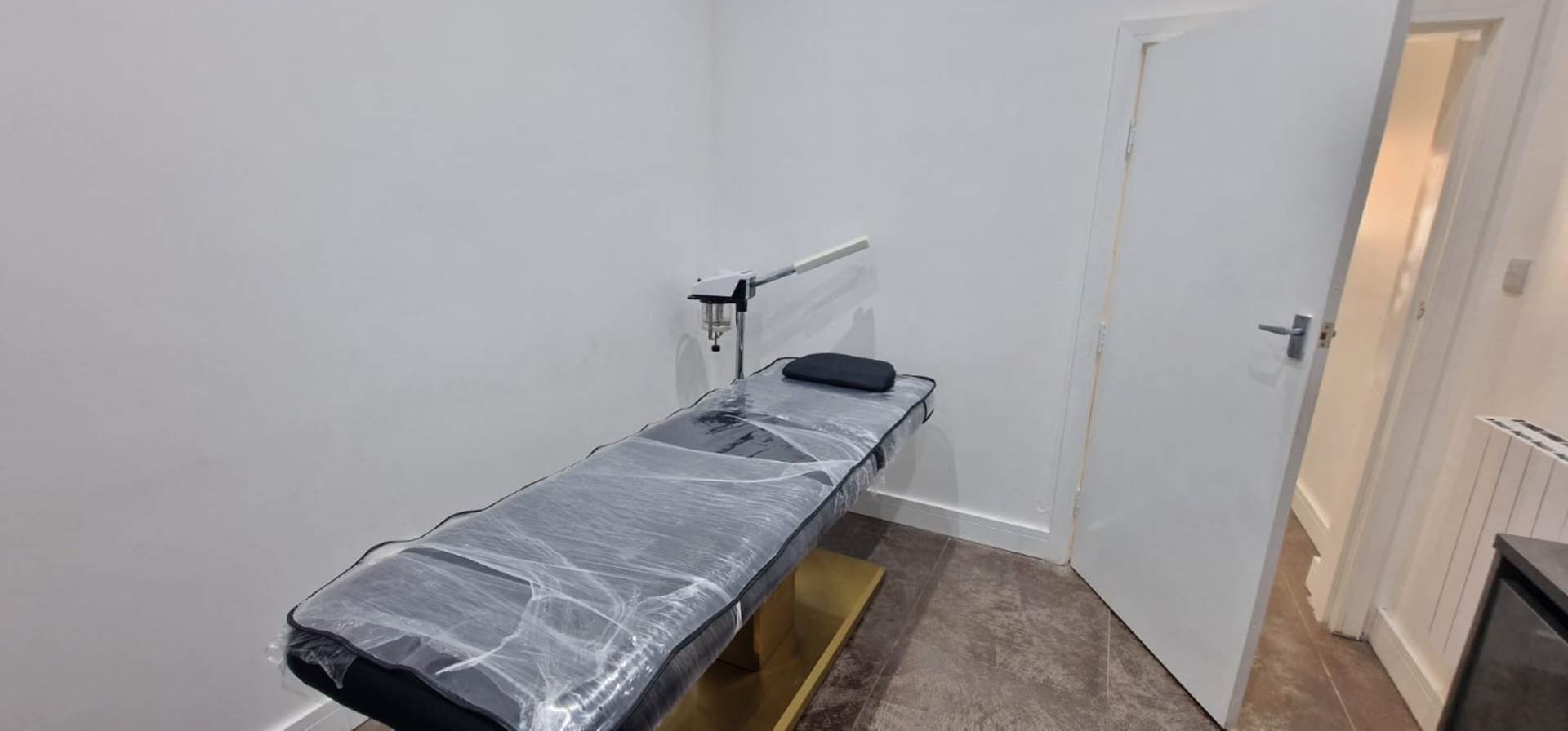 Barber Shop, Image 4