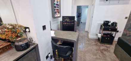 Barber Shop, Image 10