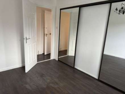 The Paddock, Clarkston, Image 8