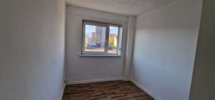 395/4 Kilbowie Road, Clydebank (G81 2TX), Image 3