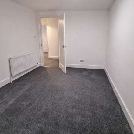 77 High Street, Johnstone, Image 4