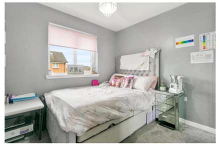 34 Woodfoot Quadrant Darnley Glasgow G53 7PJ, Image 5