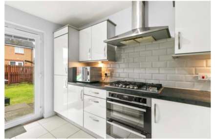 34 Woodfoot Quadrant Darnley Glasgow G53 7PJ, Image 9