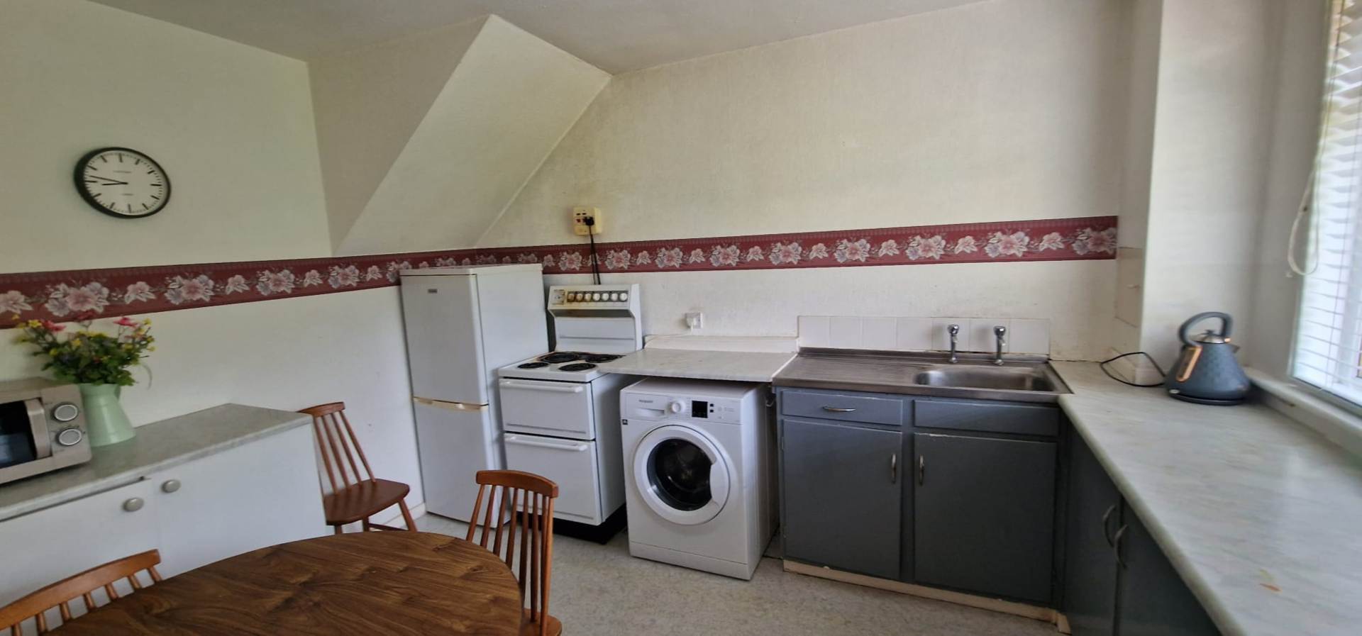 28 Castlefern Road Rutherglen Glasgow G73 4AX, Image 10