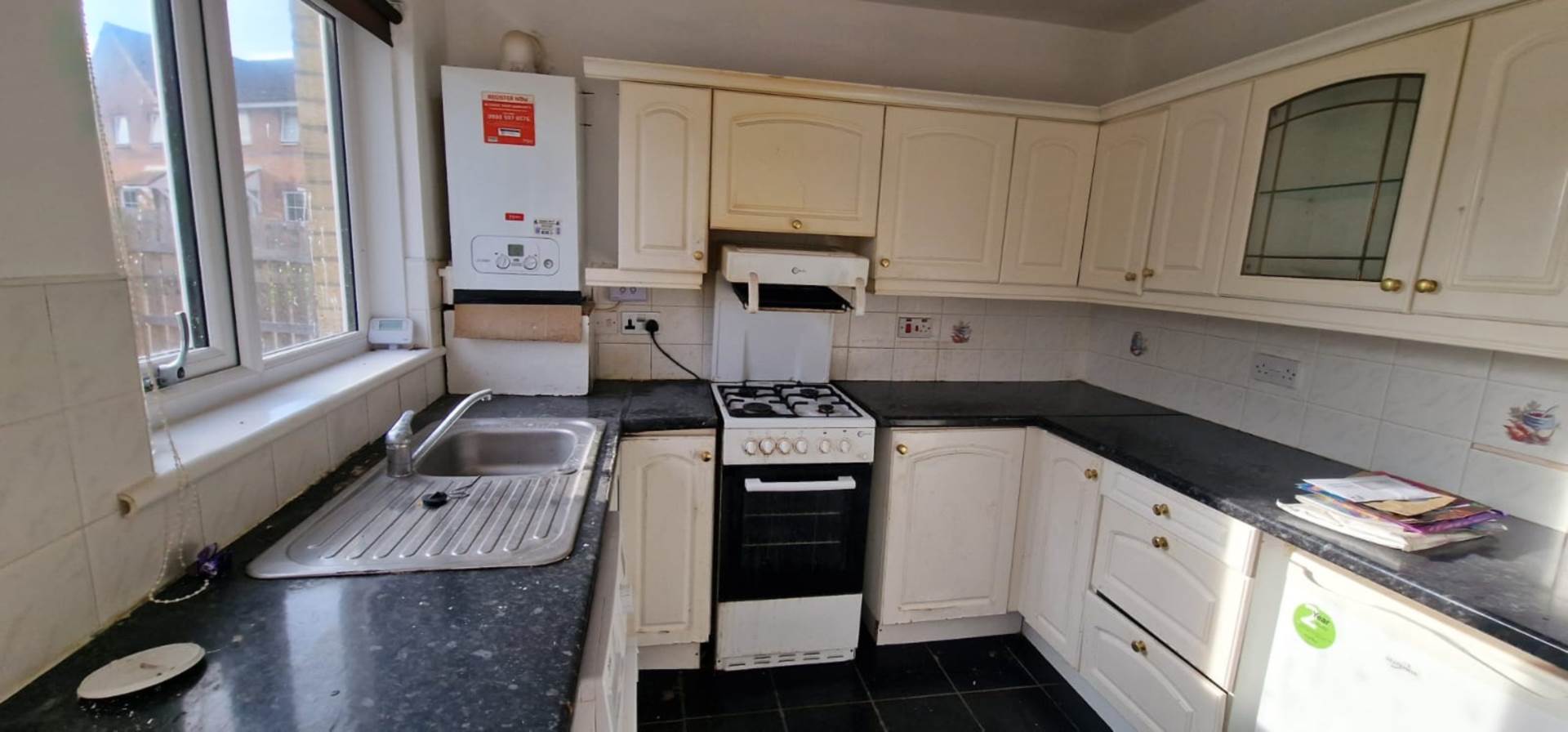 3 BELLFLOWER AVE DARNLEY GLASGOW G53 7YE, Image 2