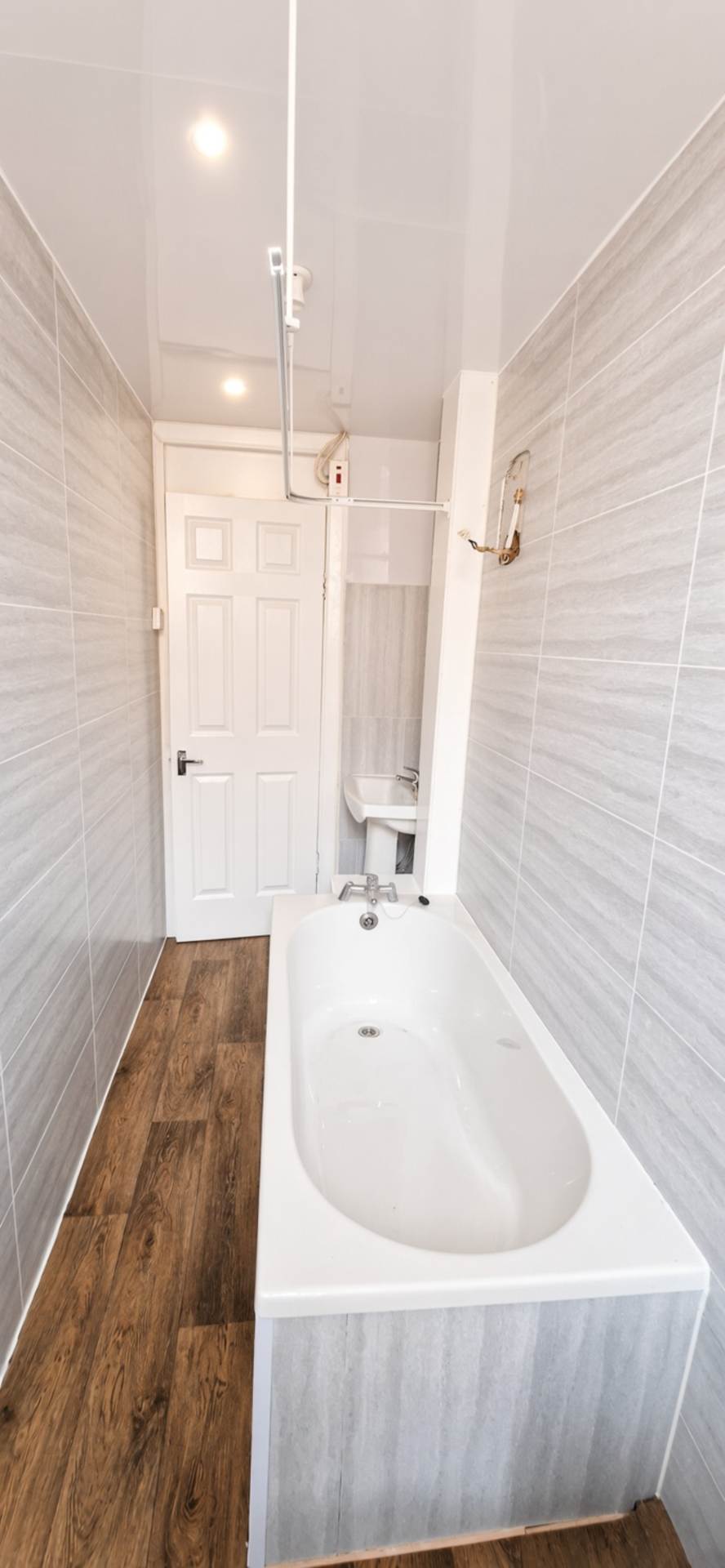 182 Calder St, Govenhill, Image 3