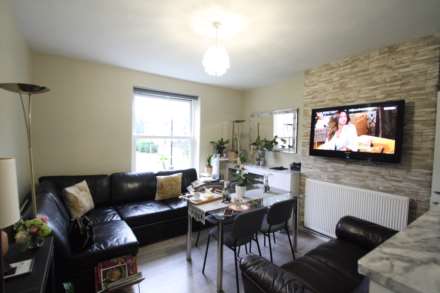 Loughborough Estate, Loughborough Rd, London, Image 2