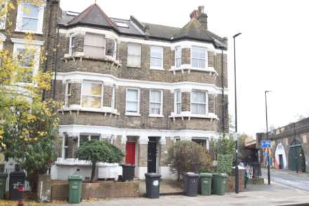 2 Bedroom End Terrace, Gresham Road, Brixton