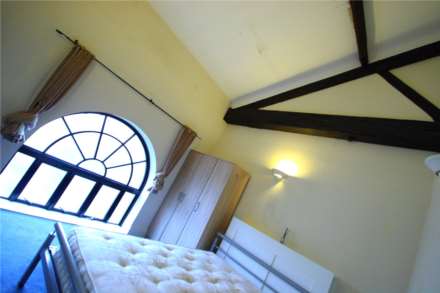 Liverpool Grove, London, Image 9