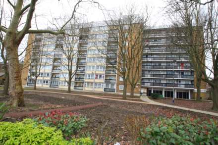 2 Bedroom Flat, St Matthew`s Road, London