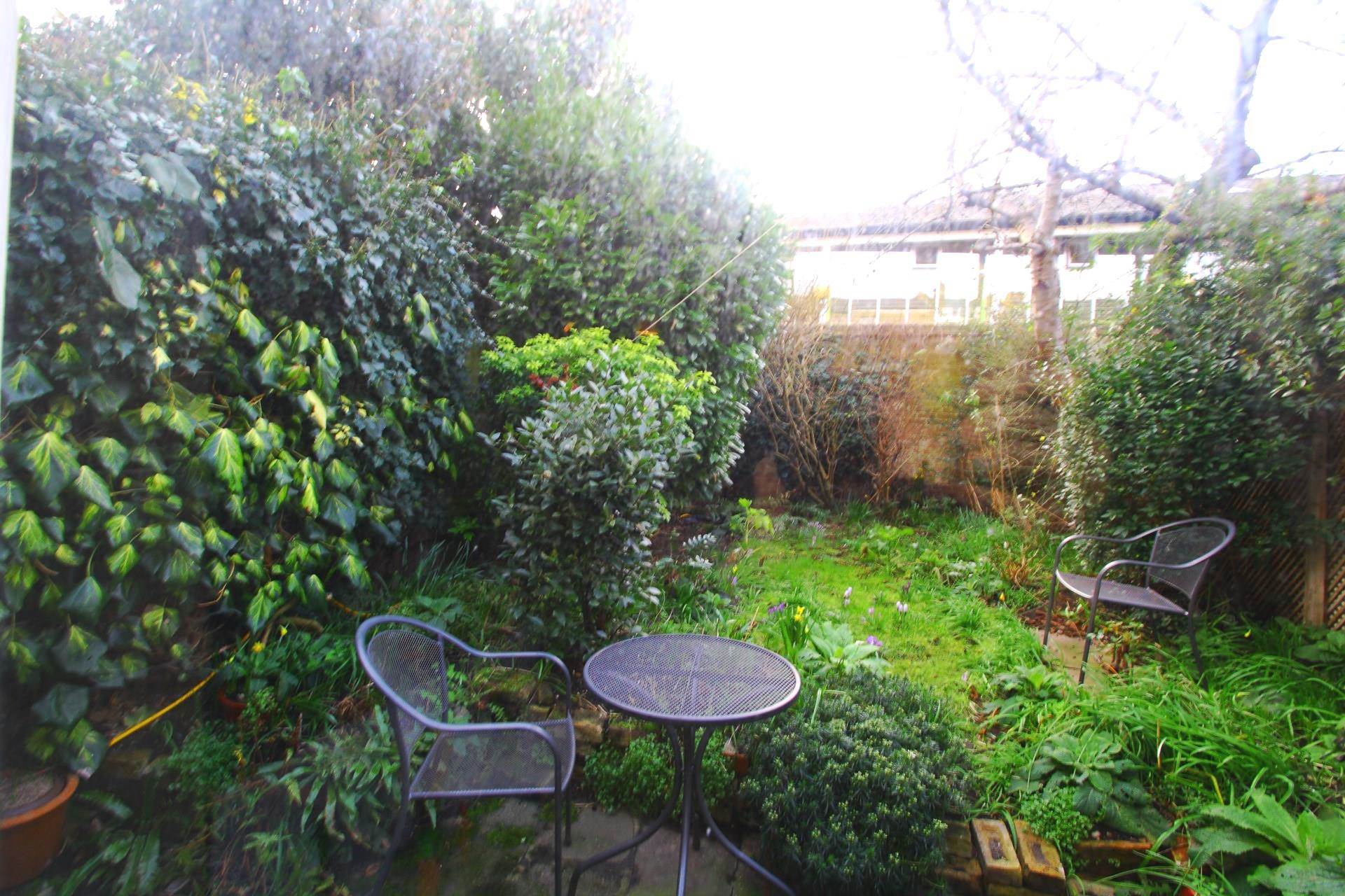 Dalyell Road, London, Image 9