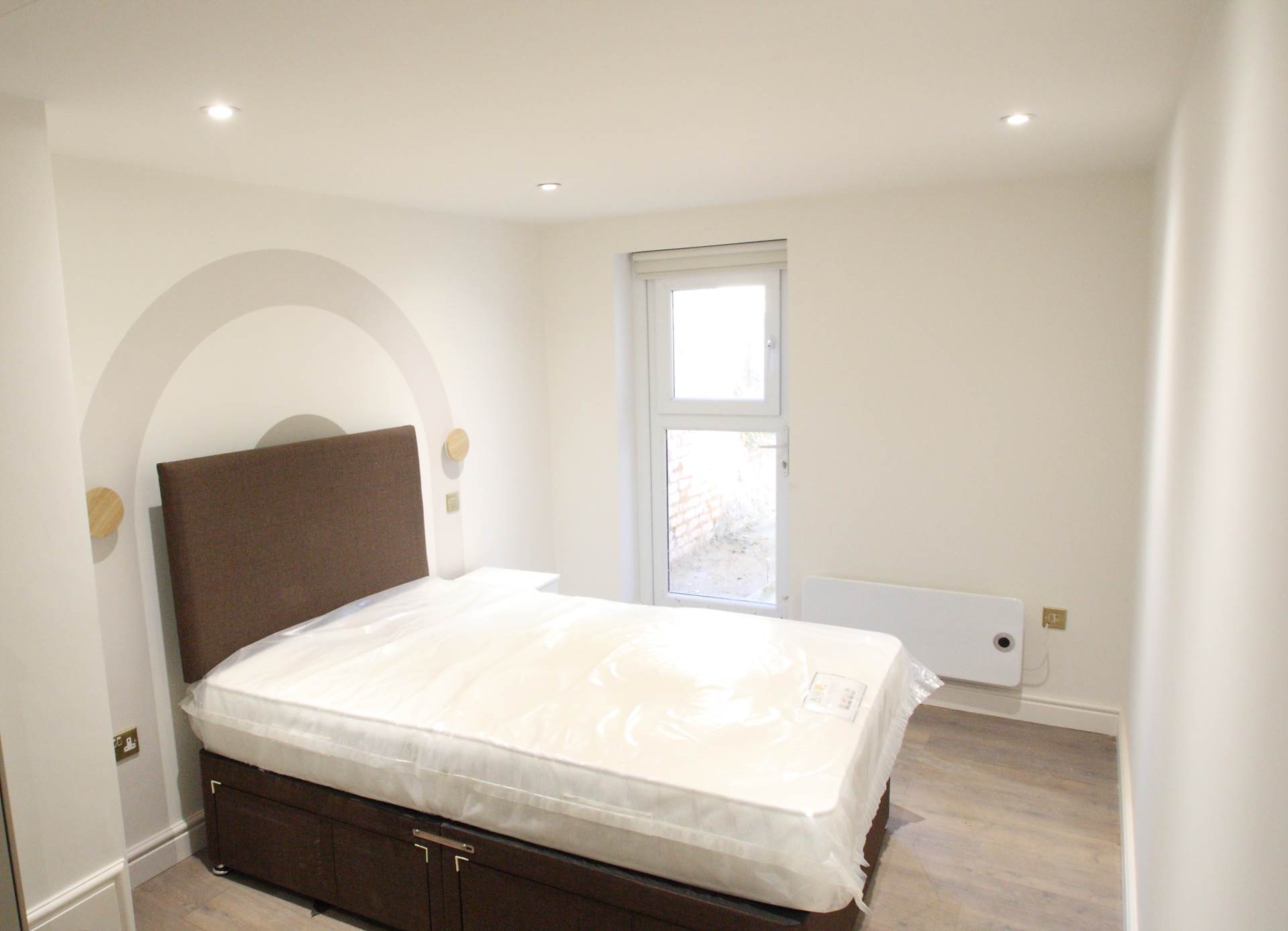 Fenham Road, London, Image 1