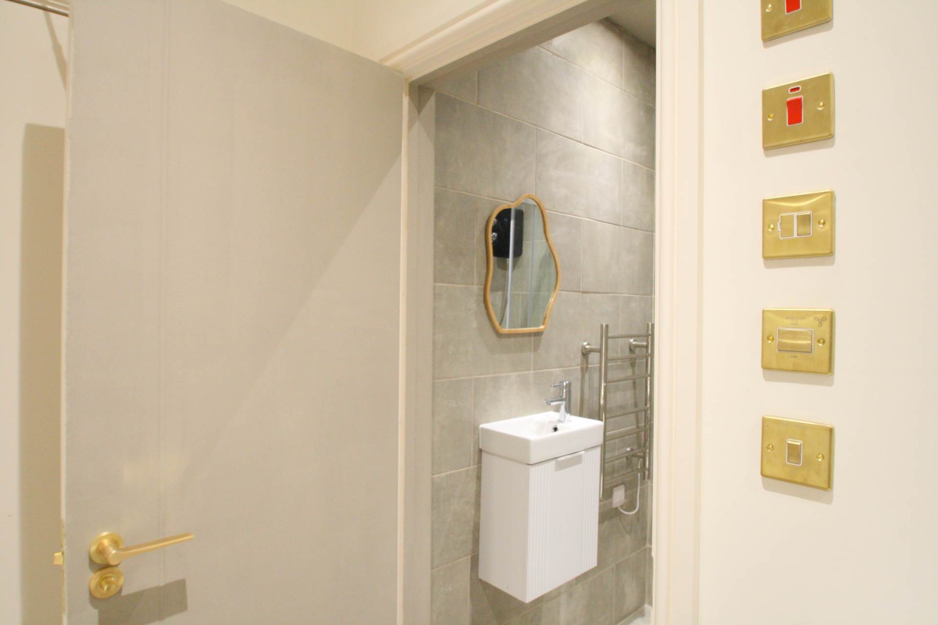 Fenham Road, London, Image 2