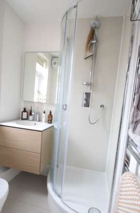 Brixton Hill, London, Image 13