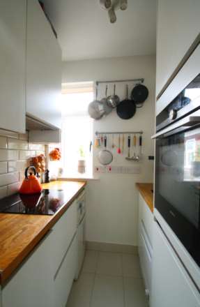 Brixton Hill, London, Image 8