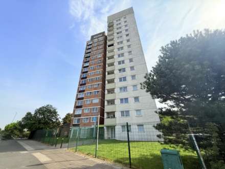 2 Bedroom Flat, Beechrise, Northwood