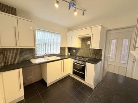 Deva Close, Kirkby, Image 6