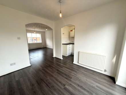 Ness Grove, Westvale, Kirkby, Image 5