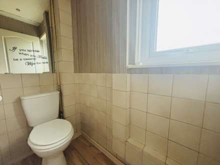 Westhead Close, Northwood, Image 15