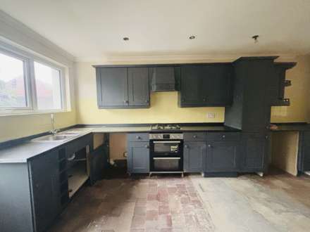 Westhead Close, Northwood, Image 3