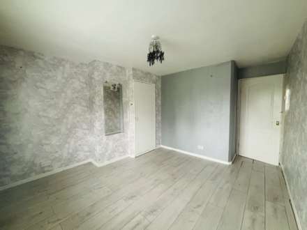 Westhead Close, Northwood, Image 9