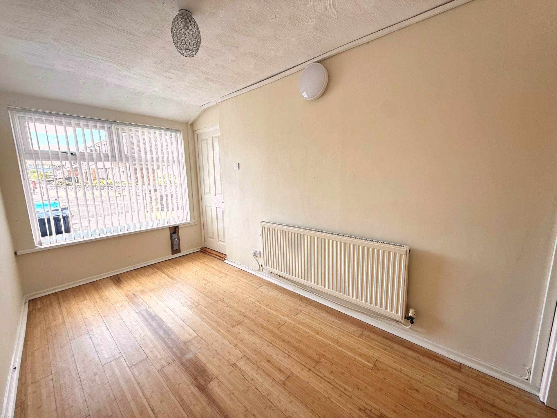 Dee Close, Kirkby, Image 5