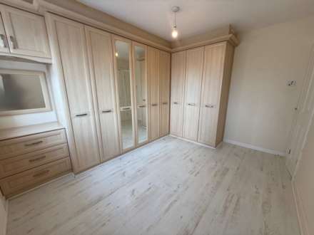 Dee Close, Kirkby, Image 13