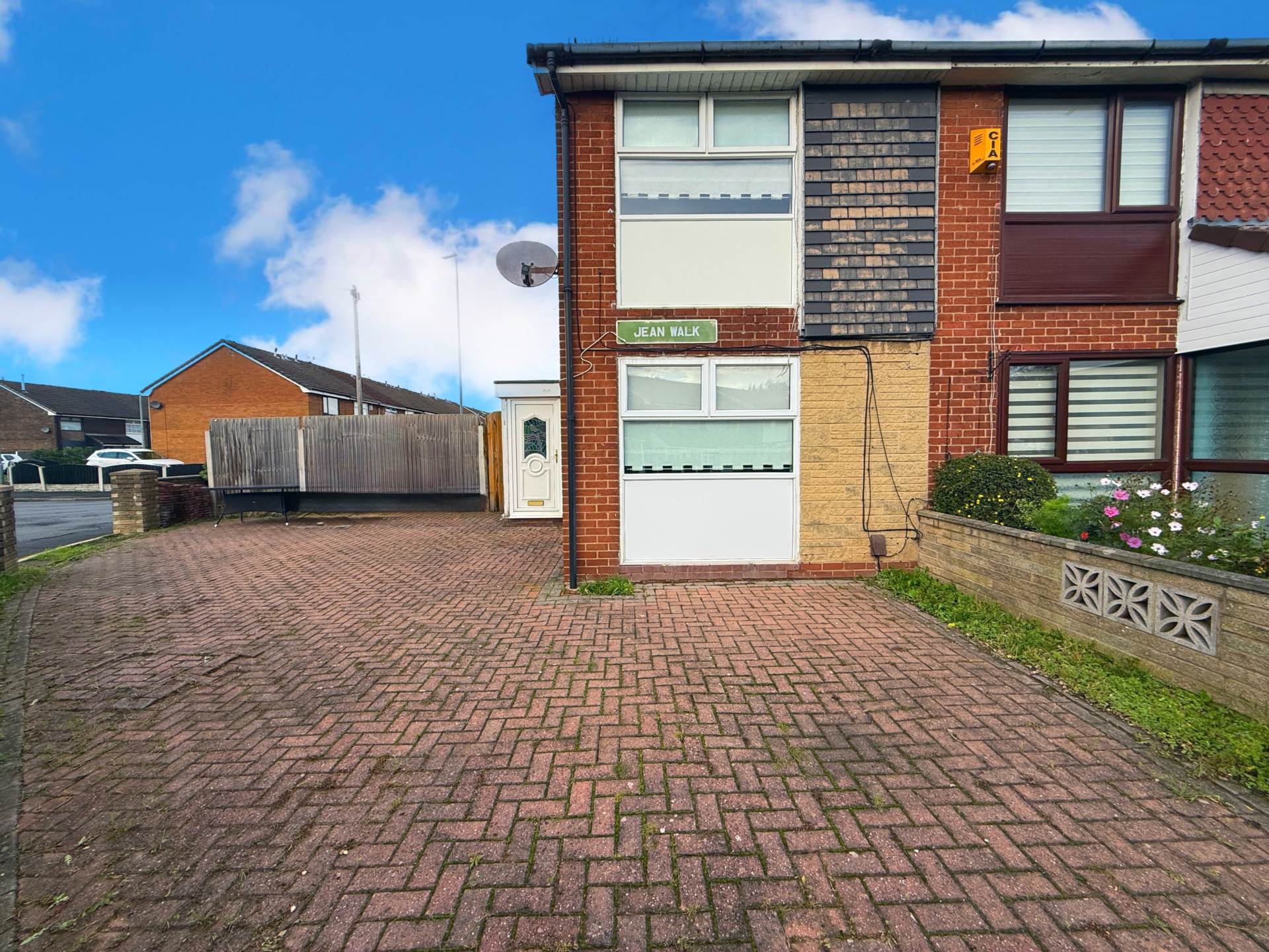 Jean Walk, Fazakerley, Image 1