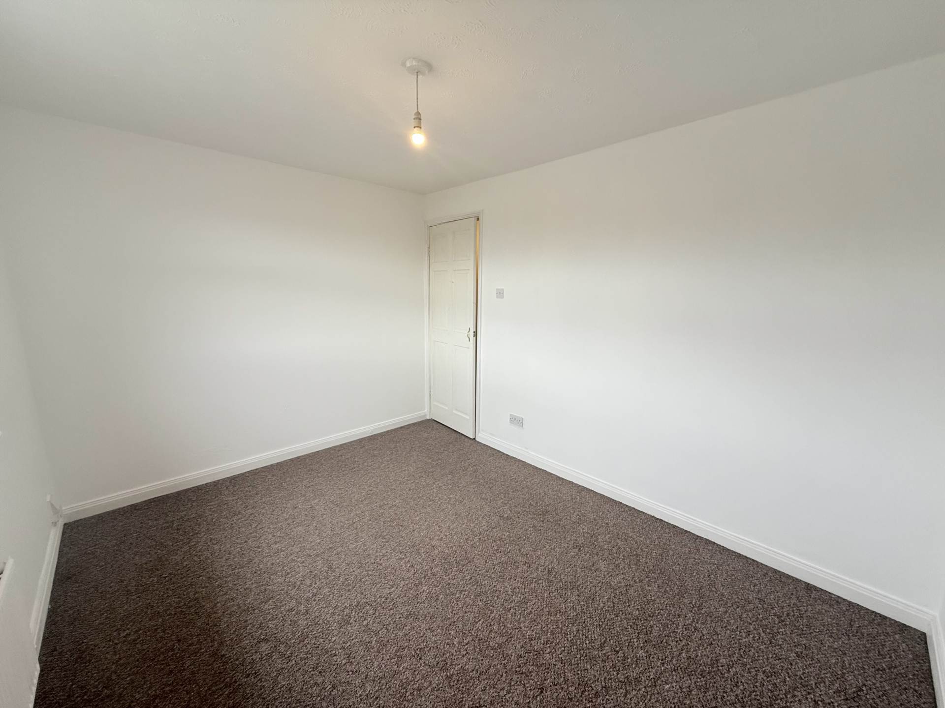 Ness Grove, Westvale, Image 9