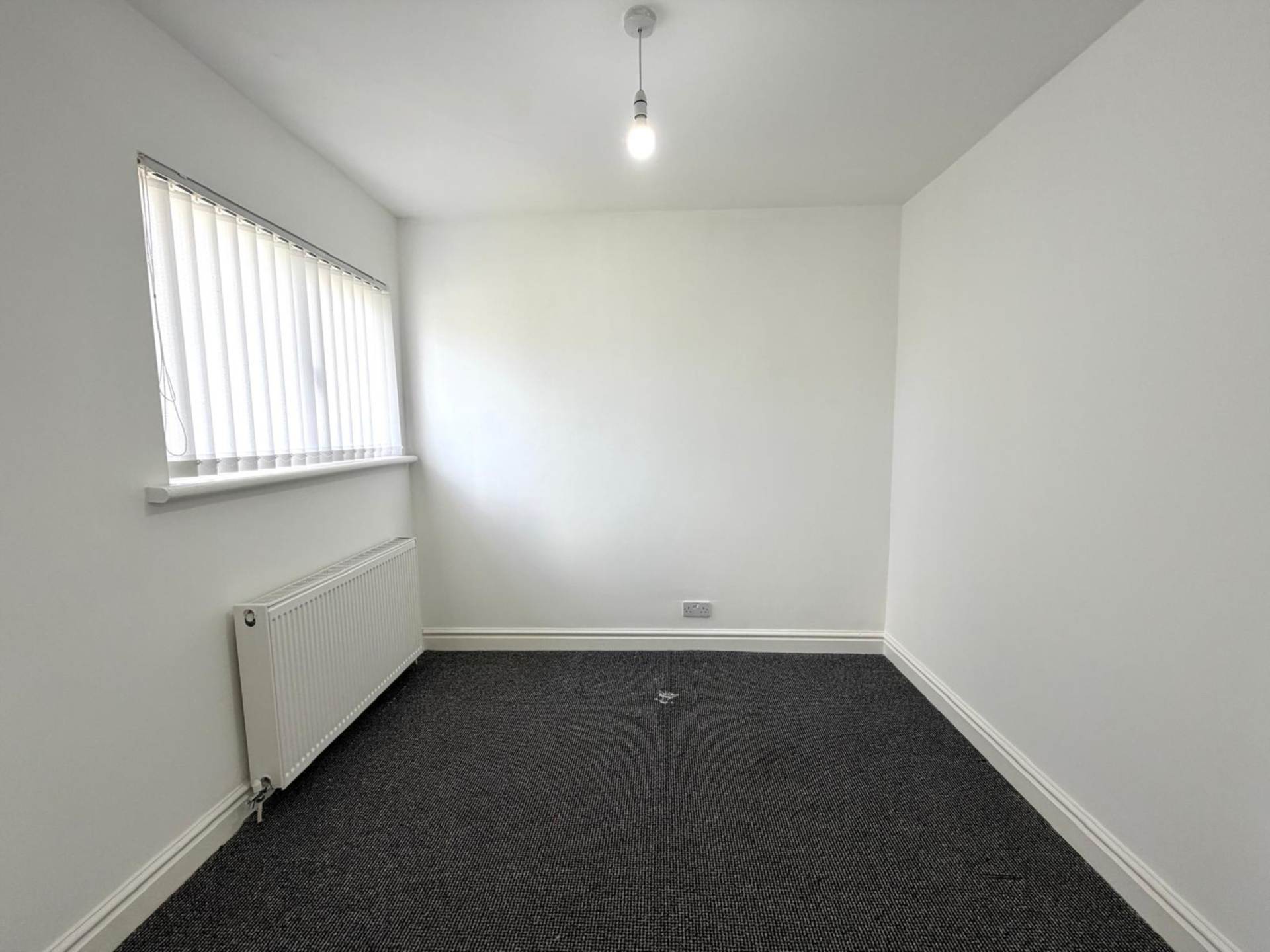 Tithebarn Lane, Kirkby, Image 10