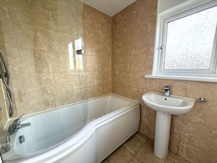 Tithebarn Lane, Kirkby, Image 11