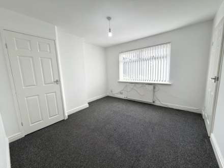Tithebarn Lane, Kirkby, Image 6