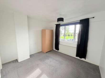 Bewley Drive, Southdene, Image 11