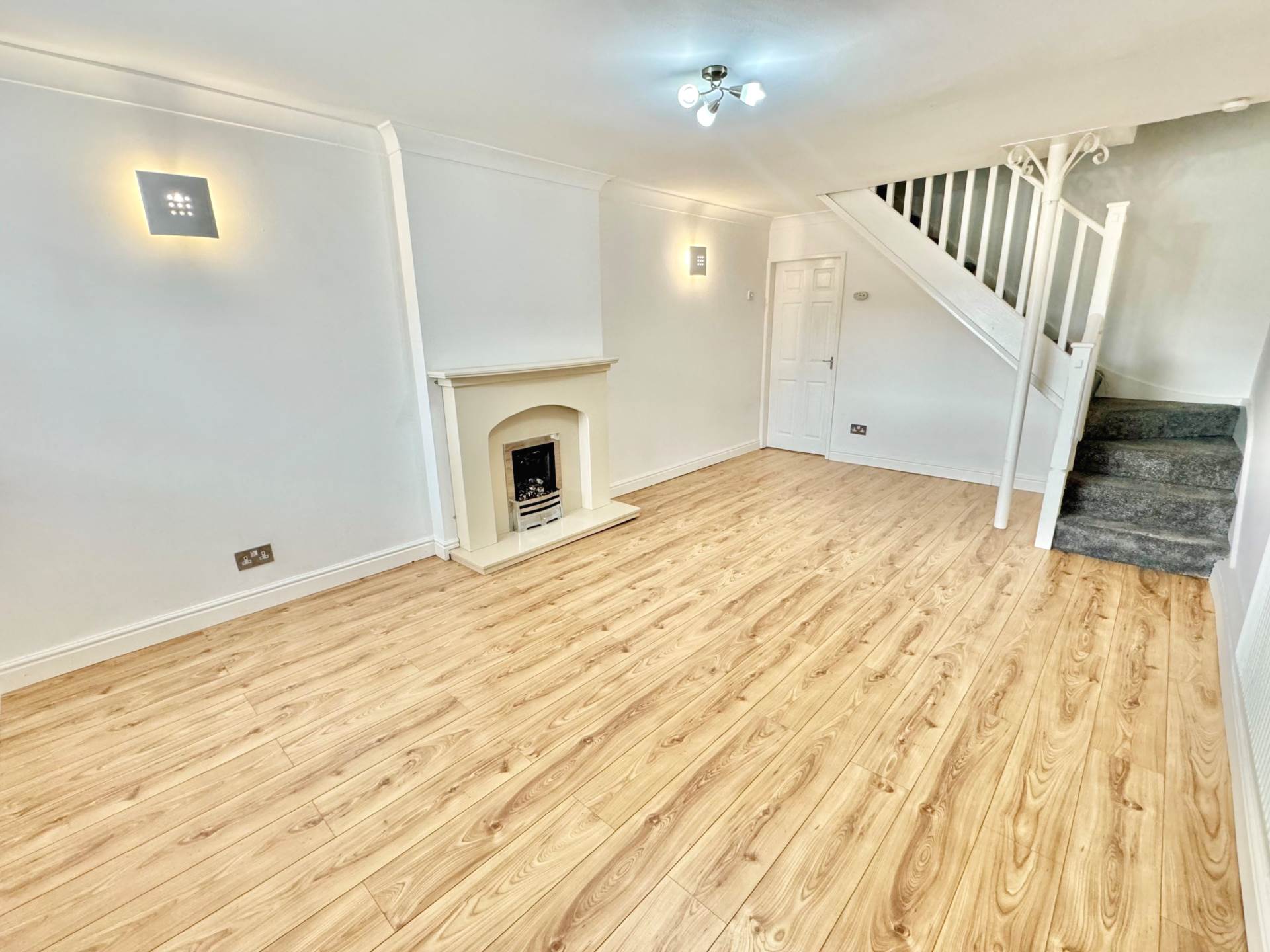 Maureen Walk, Fazakerley, Image 2