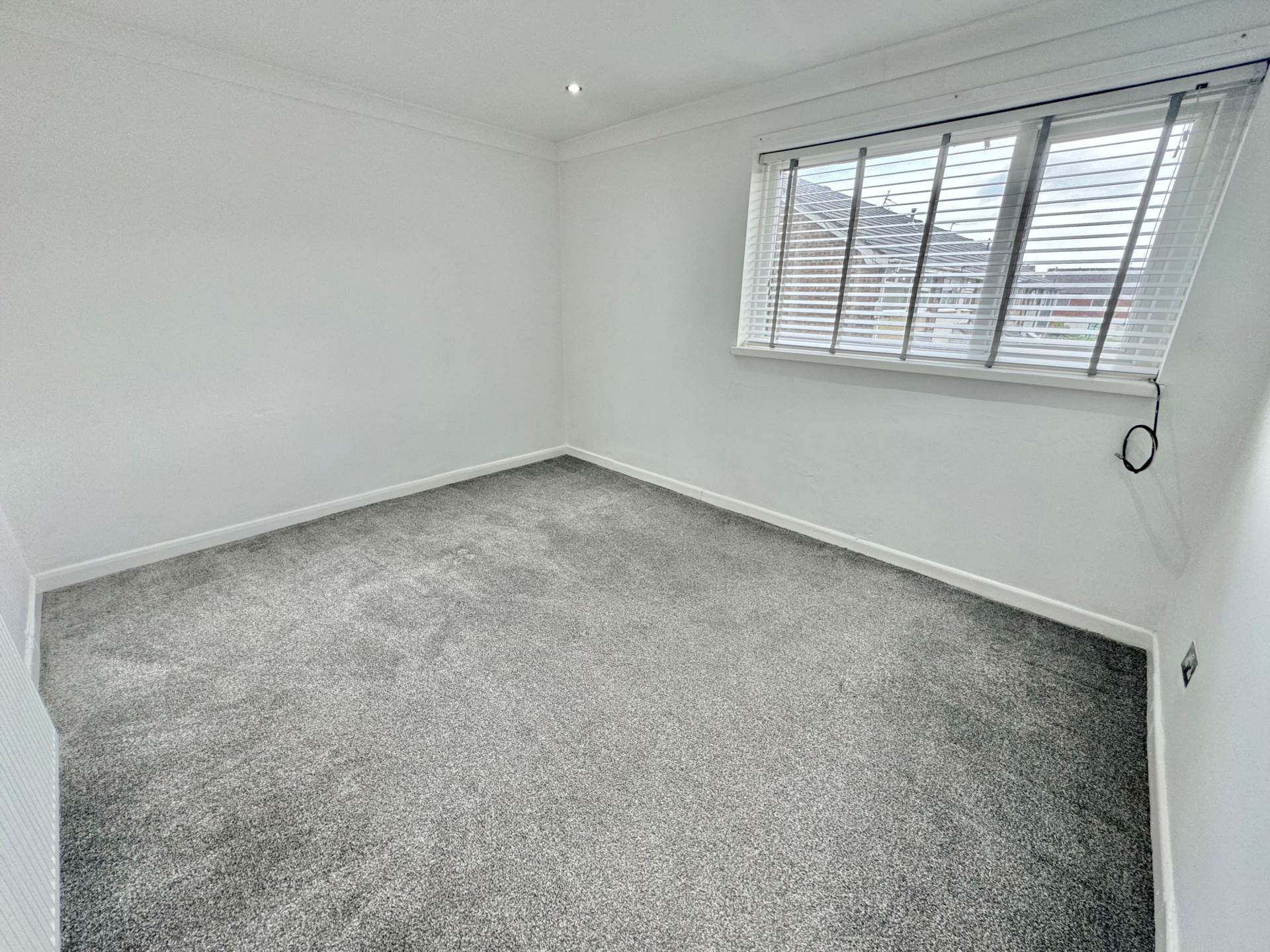 Maureen Walk, Fazakerley, Image 6