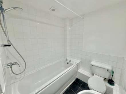 Maureen Walk, Fazakerley, Image 11