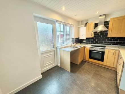 Maureen Walk, Fazakerley, Image 5
