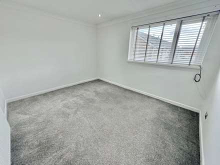 Maureen Walk, Fazakerley, Image 6