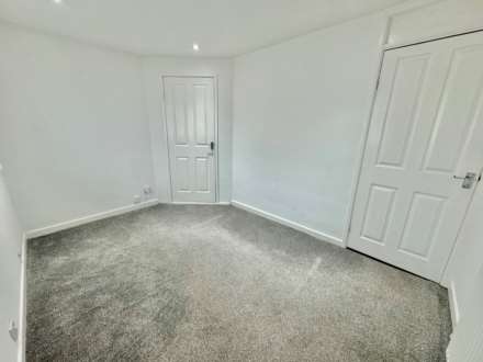 Maureen Walk, Fazakerley, Image 9
