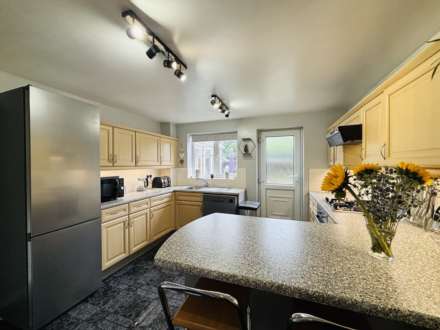Yoxall Drive, Littledale, Image 15